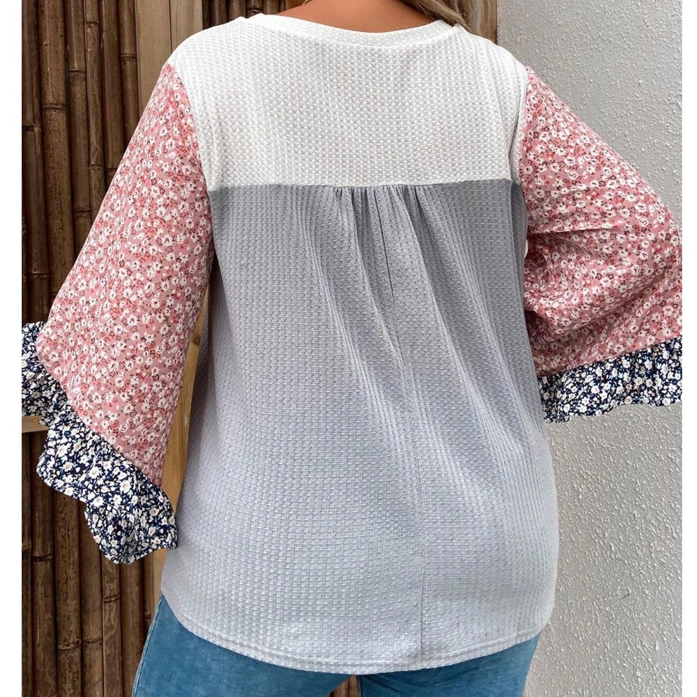 Plus Floral Print Waffle Knit 3/4 Ruffle Sleeve Top - Picture 4 of 8